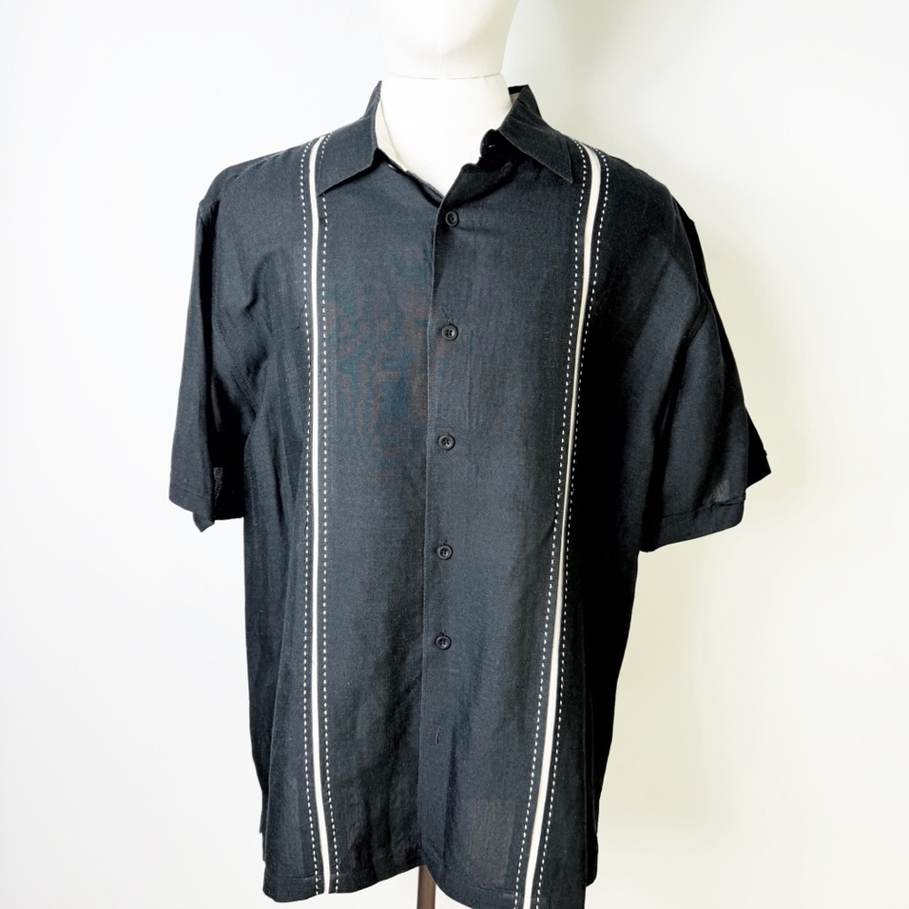 Cubavera Mens XL Black Short Sleeve Button Down Shirt w cream stitching detail